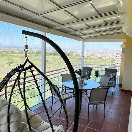 Neptuno Playa Apartment *